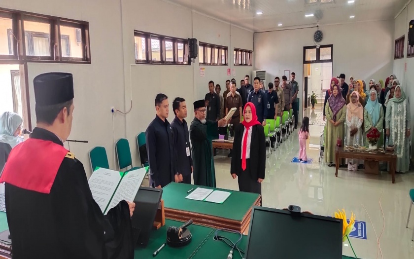 Pelantikan Panmud Pidana PN Lubuk Sikaping