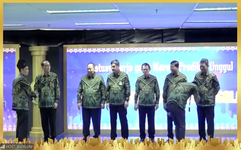 Penyerahan Sertifikasi AMPUH 2025